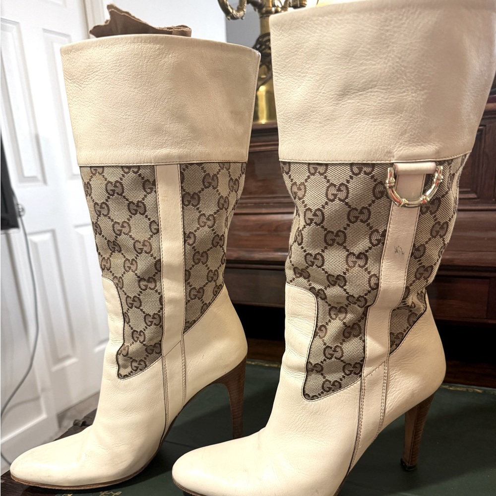 Gucci boots leather